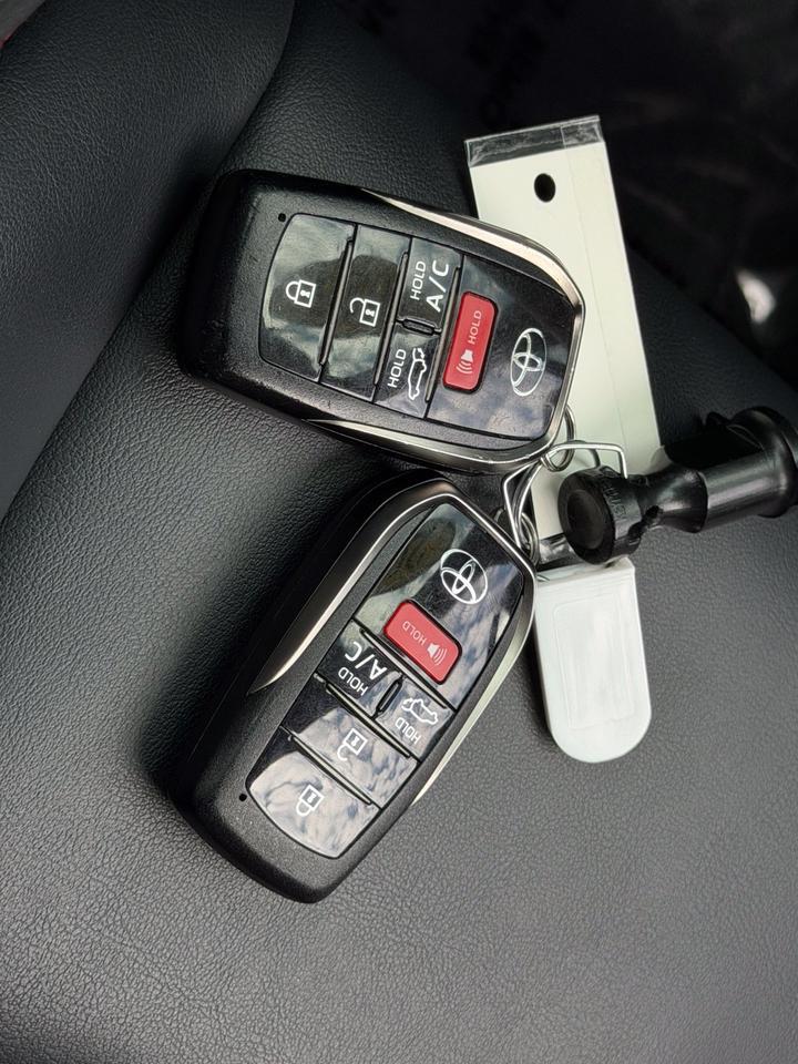 2025 Toyota RAV4 Plug-In Hybrid XSE Springfield VA