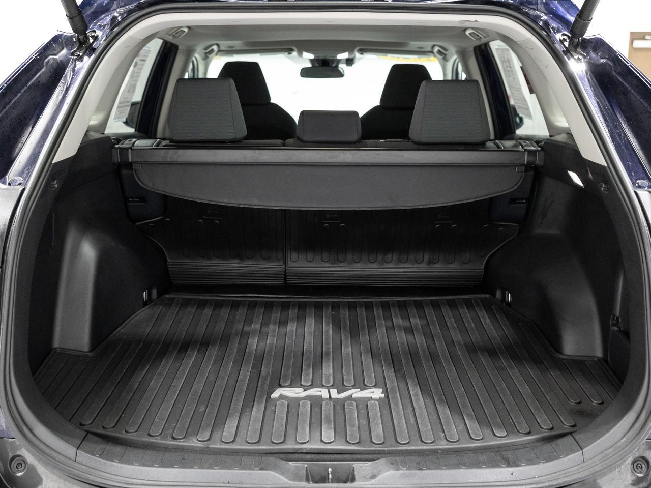 2025 Toyota RAV4 XLE AWD Cranberry PA