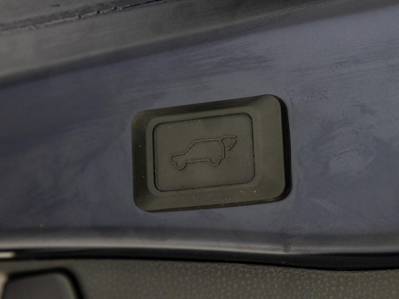 2025 Toyota RAV4 XLE AWD Cranberry PA