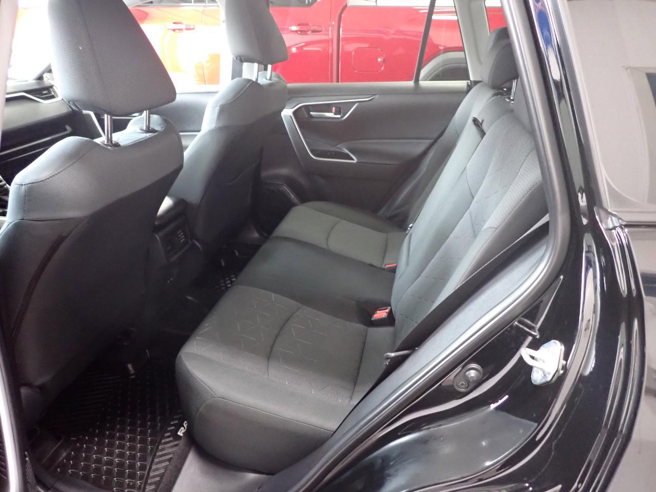 2025 Toyota RAV4 XLE AWD SUNROOF Listowel ON