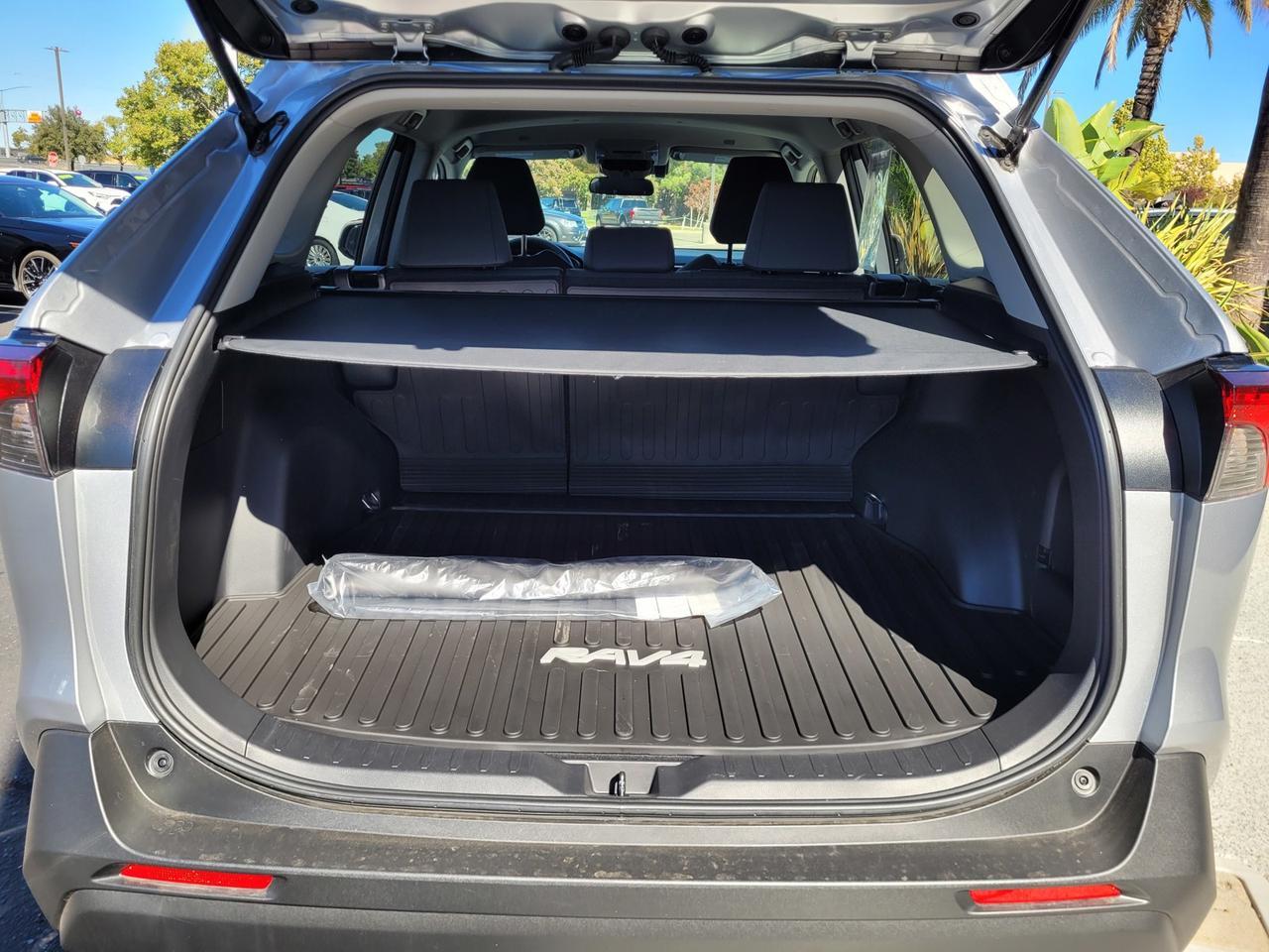 2025 Toyota RAV4 XLE AWD Vacaville CA