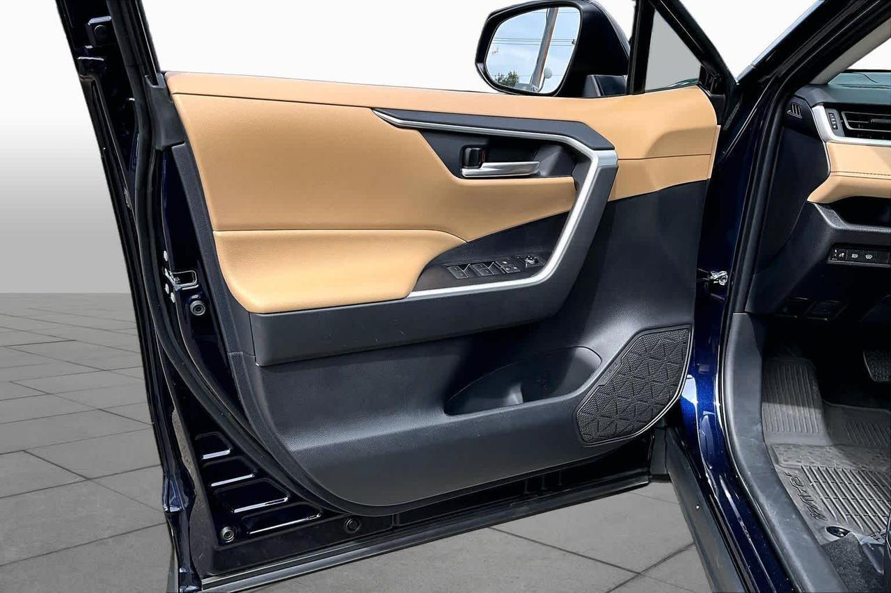 2025 Toyota RAV4 XLE Folsom CA