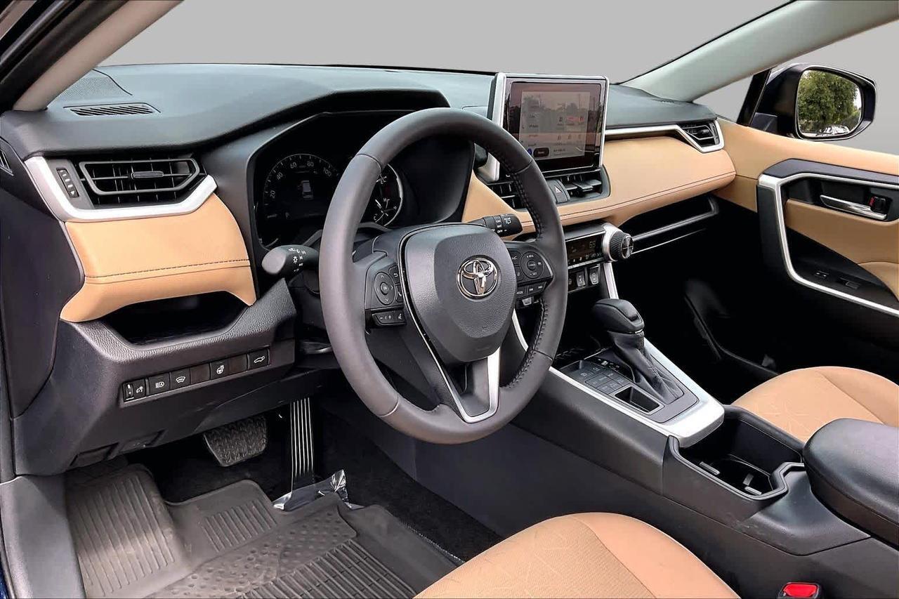 2025 Toyota RAV4 XLE Folsom CA