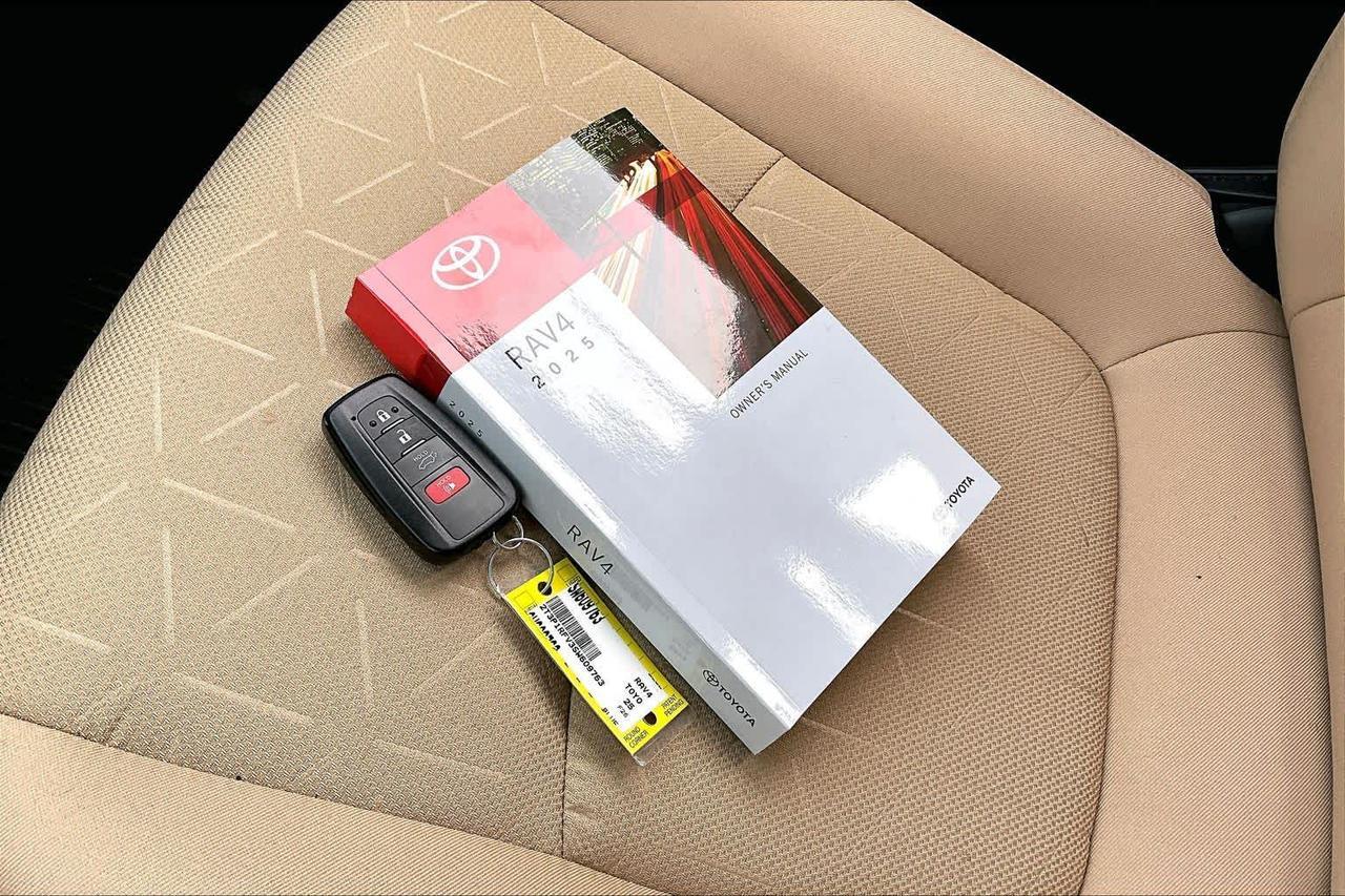 2025 Toyota RAV4 XLE Folsom CA