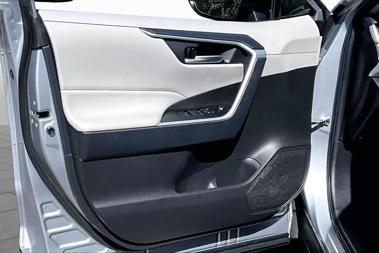 2025 Toyota RAV4 XLE Folsom CA