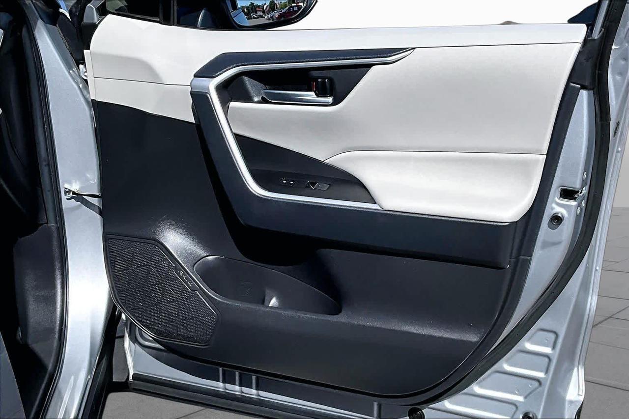 2025 Toyota RAV4 XLE Folsom CA
