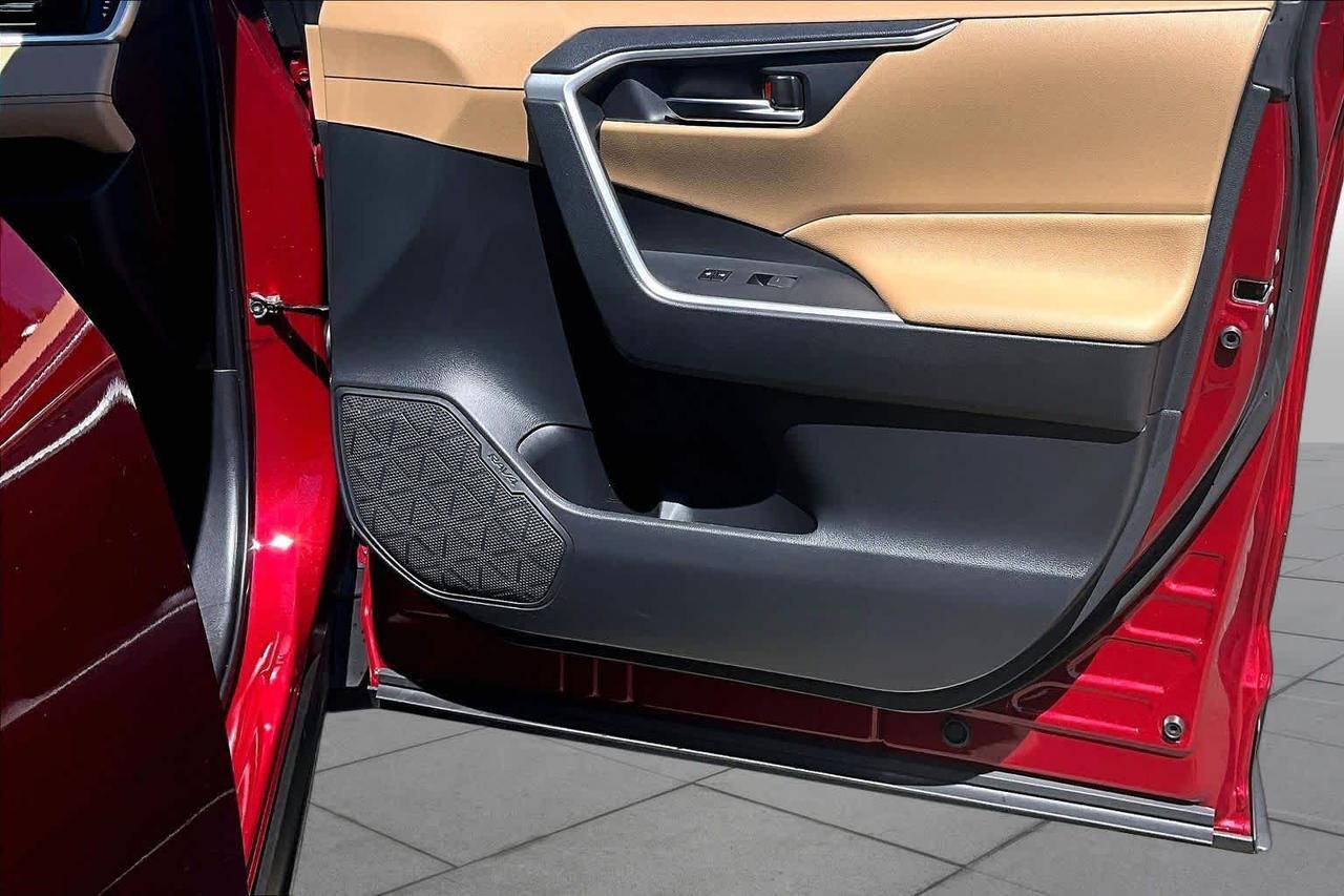 2025 Toyota RAV4 XLE Folsom CA