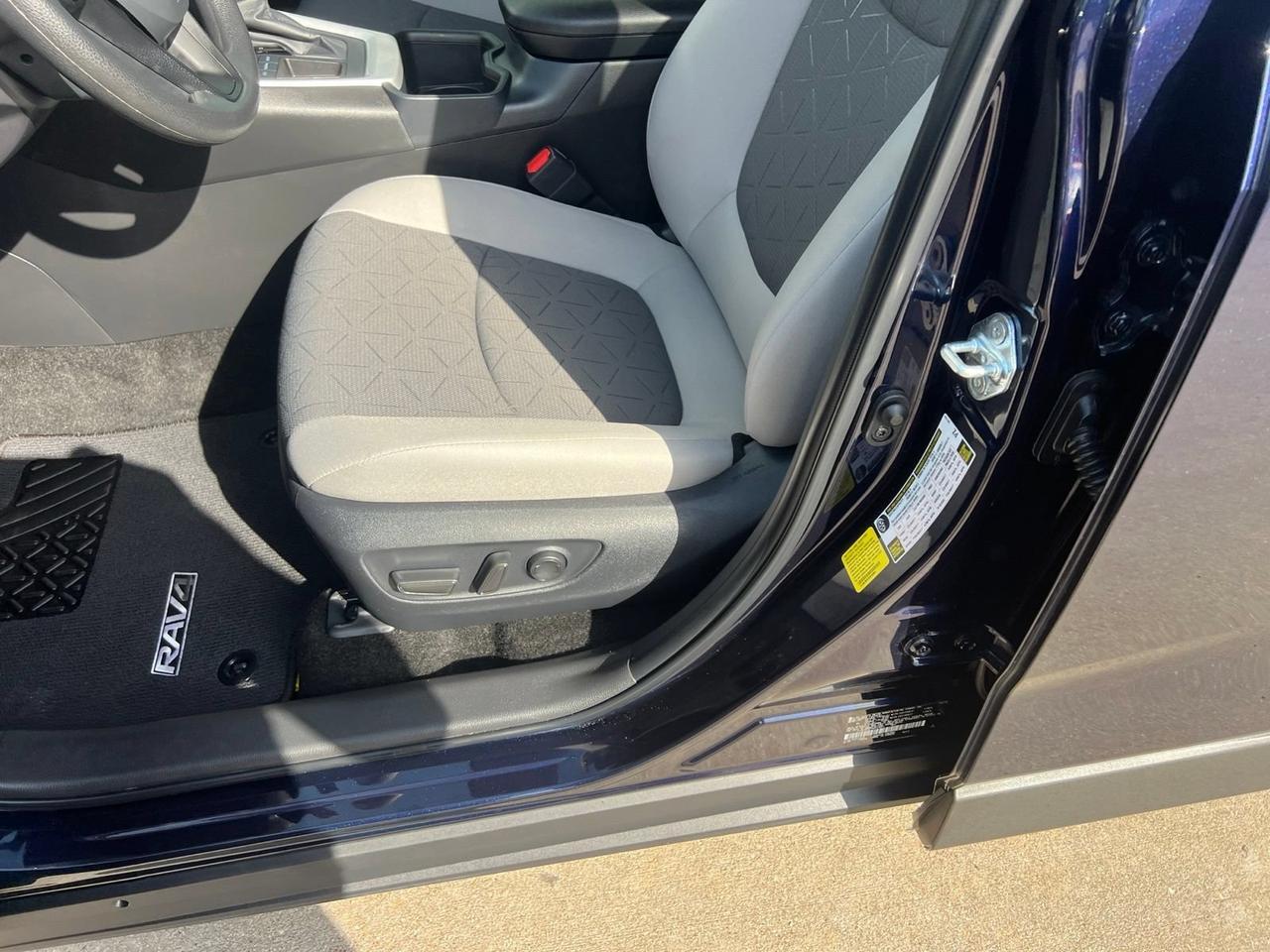 2025 Toyota RAV4 XLE Hurst TX