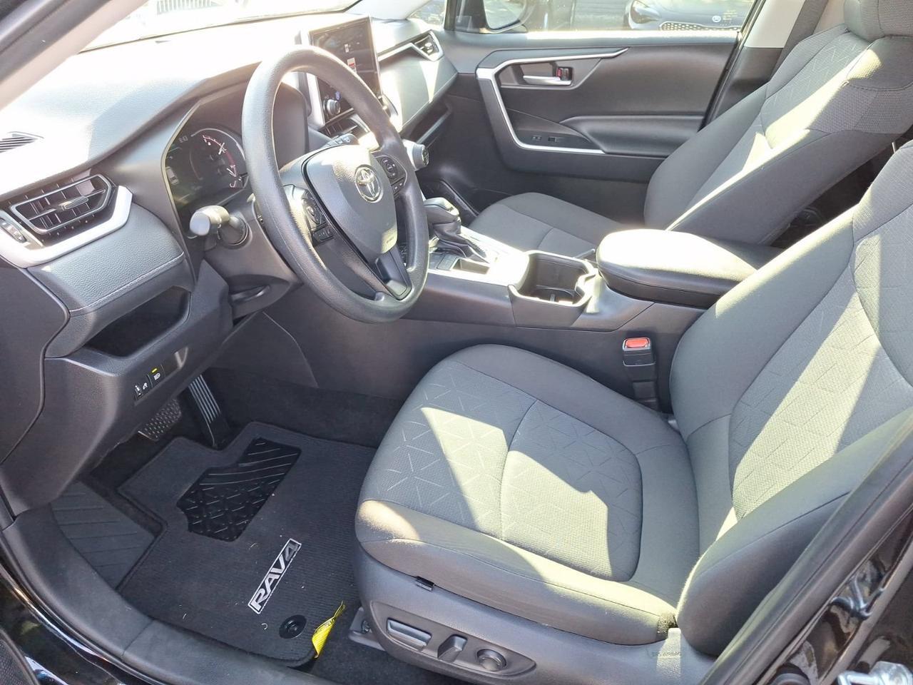 2025 Toyota RAV4 XLE Hurst TX