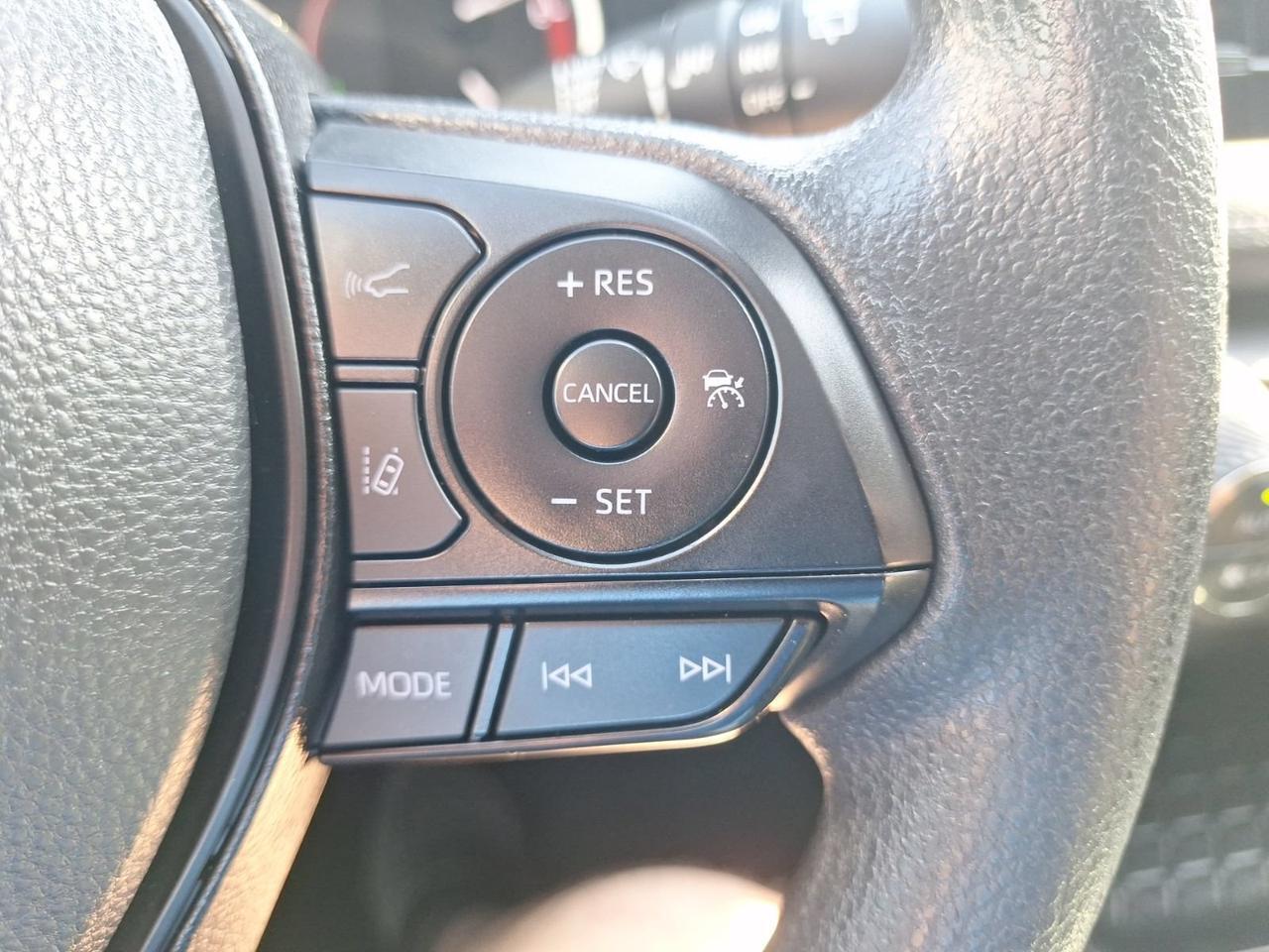 2025 Toyota RAV4 XLE Hurst TX