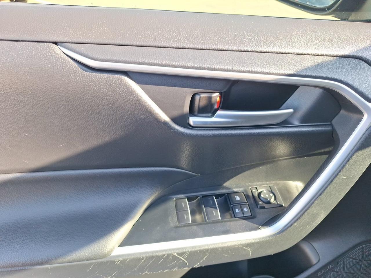 2025 Toyota RAV4 XLE Hurst TX