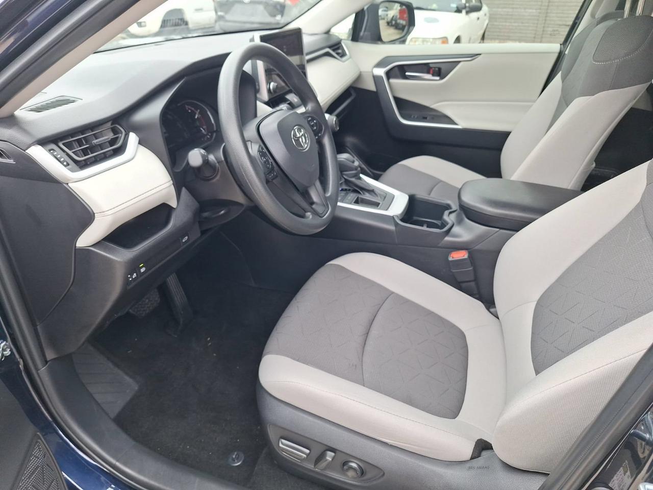 2025 Toyota RAV4 XLE Hurst TX