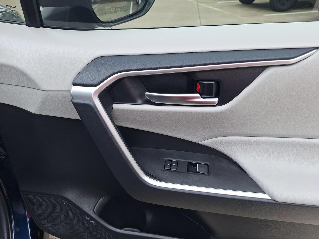 2025 Toyota RAV4 XLE Hurst TX