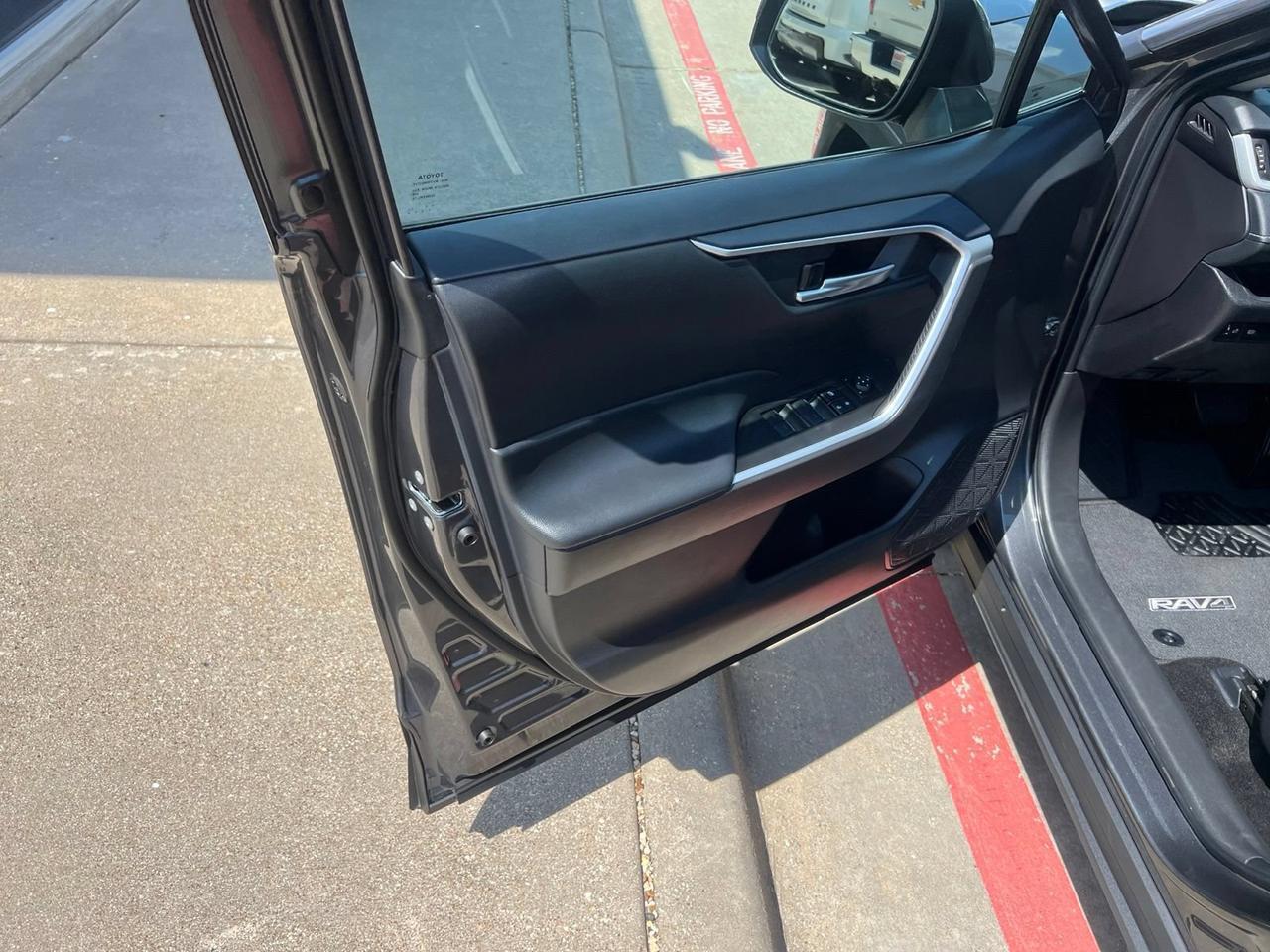 2025 Toyota RAV4 XLE Hurst TX