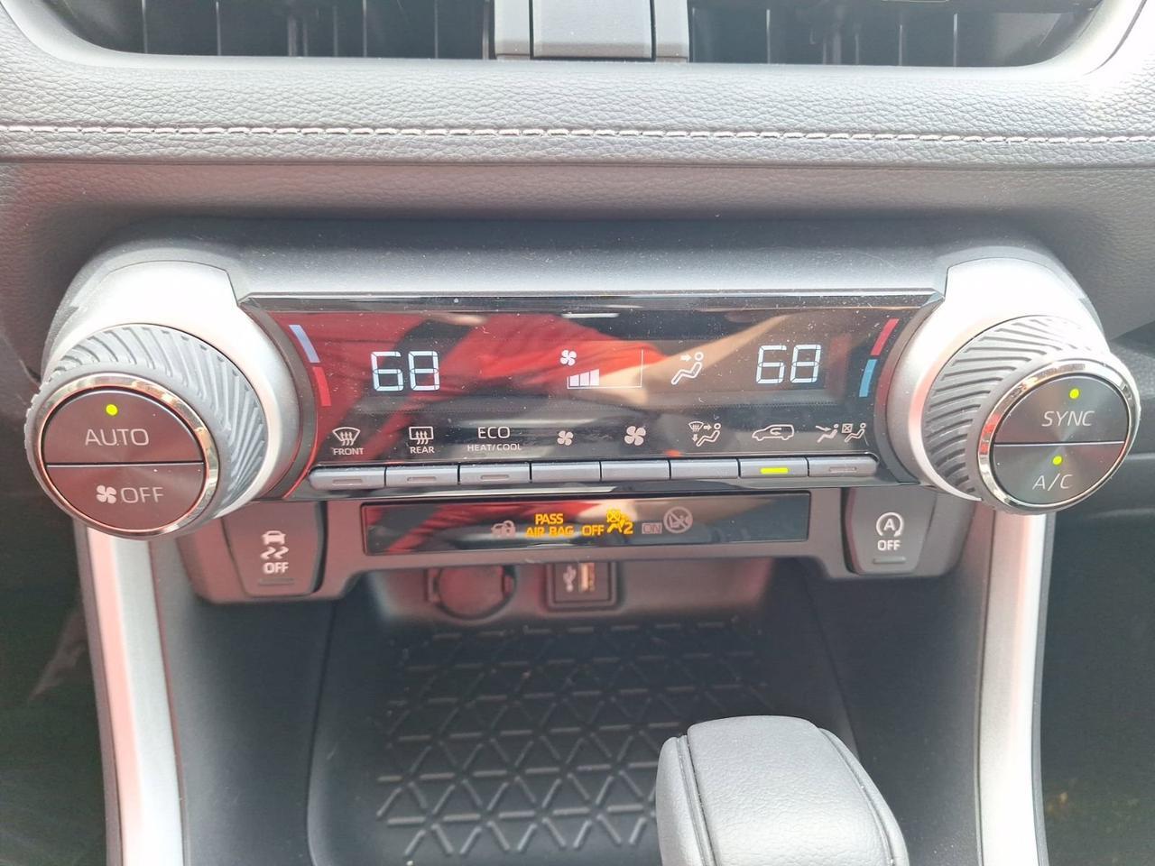 2025 Toyota RAV4 XLE Hurst TX