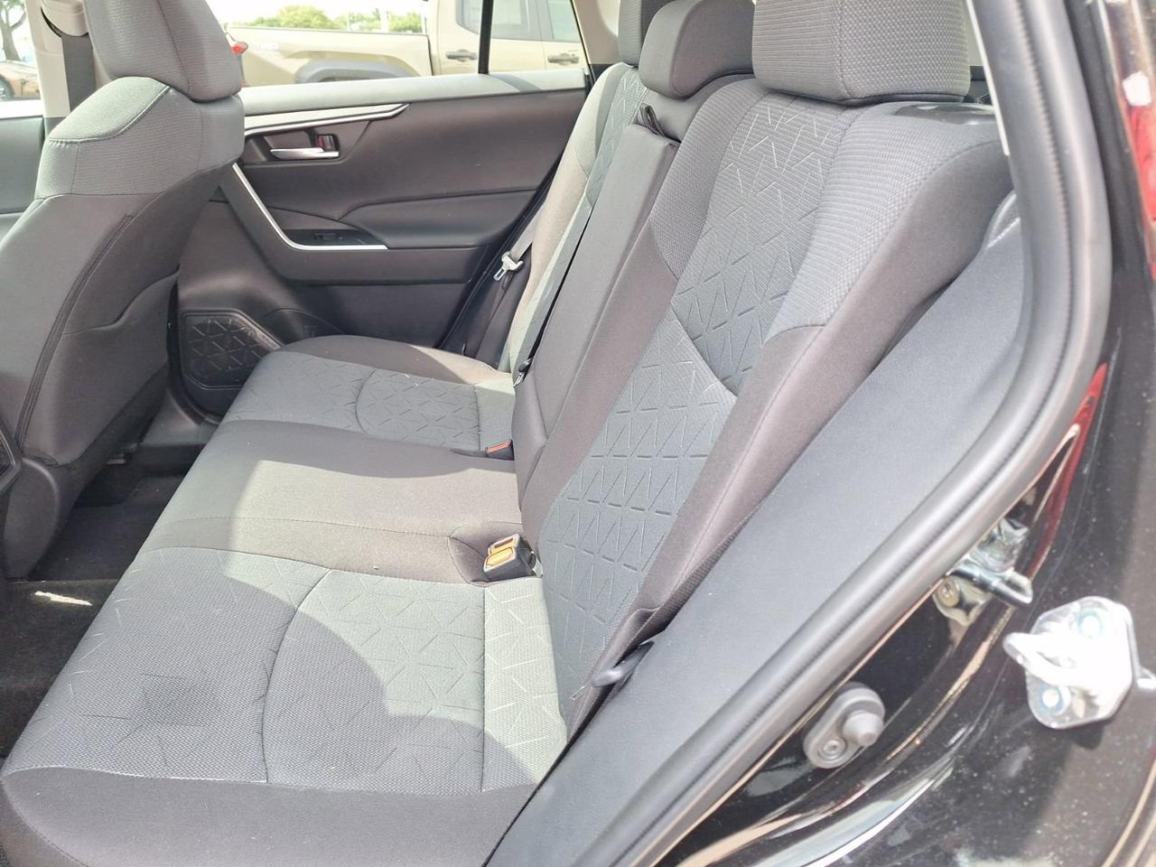 2025 Toyota RAV4 XLE Hurst TX