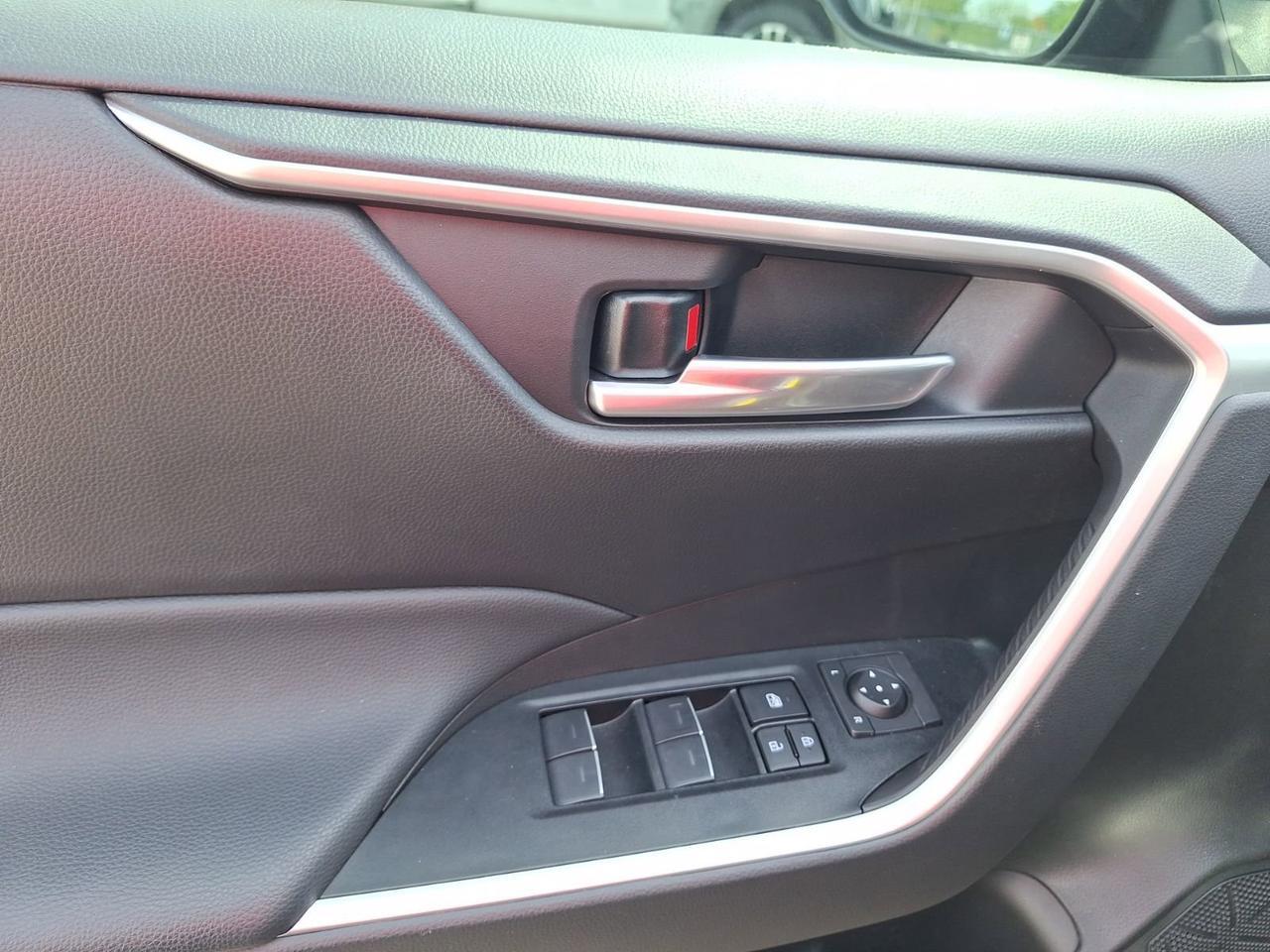 2025 Toyota RAV4 XLE Hurst TX