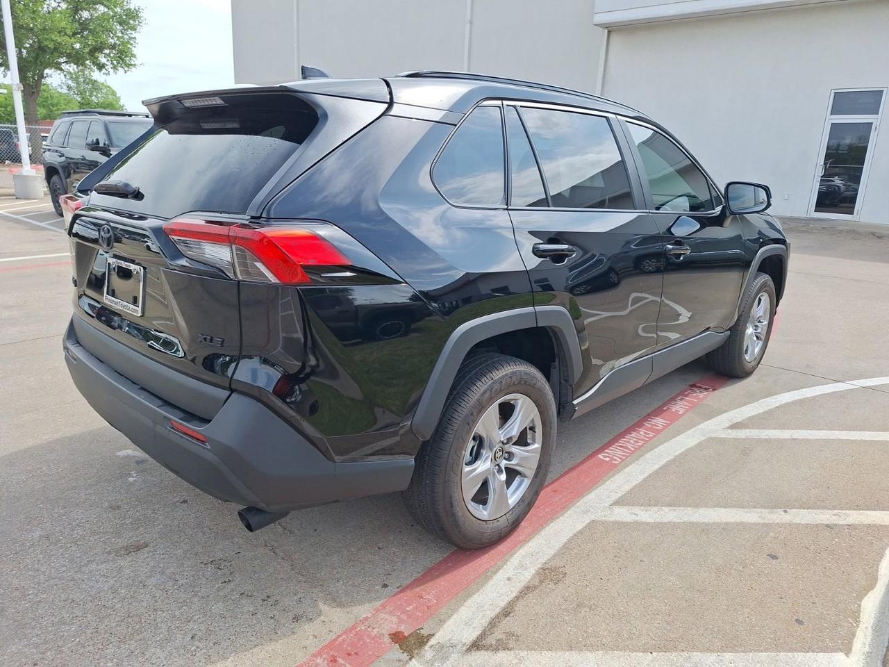 2025 Toyota RAV4 XLE Hurst TX