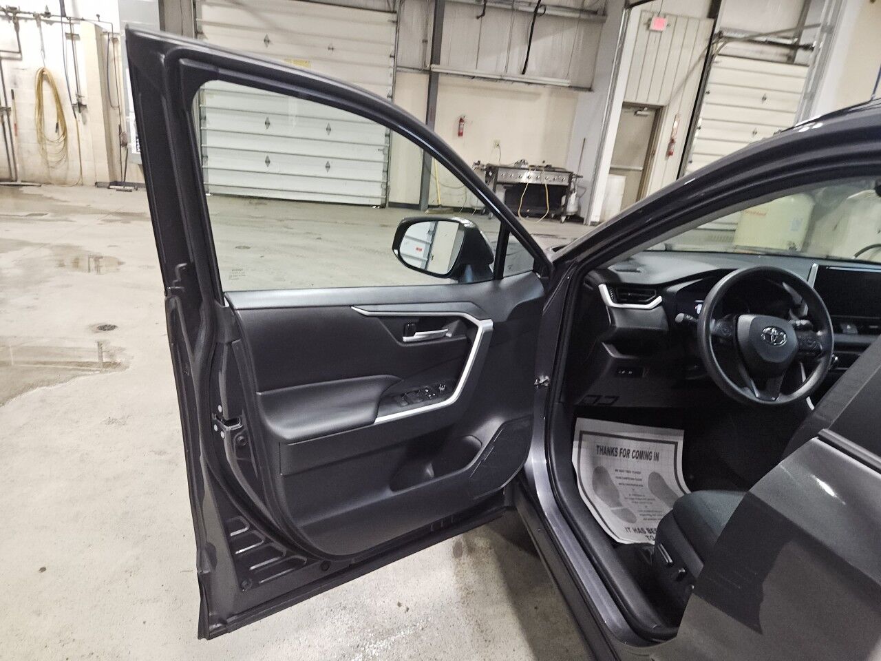 2025 Toyota RAV4 XLE Marietta OH