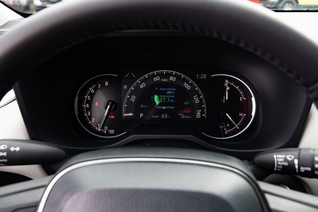 2025 Toyota RAV4 XLE Milwaukie OR