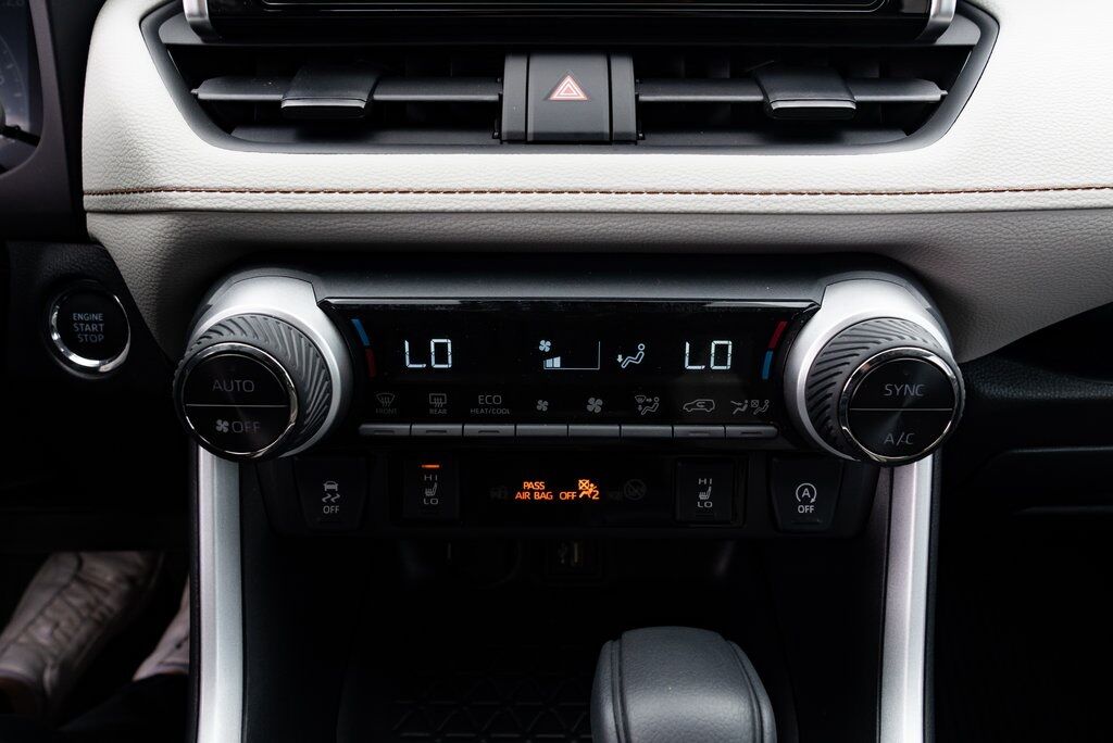 2025 Toyota RAV4 XLE Milwaukie OR