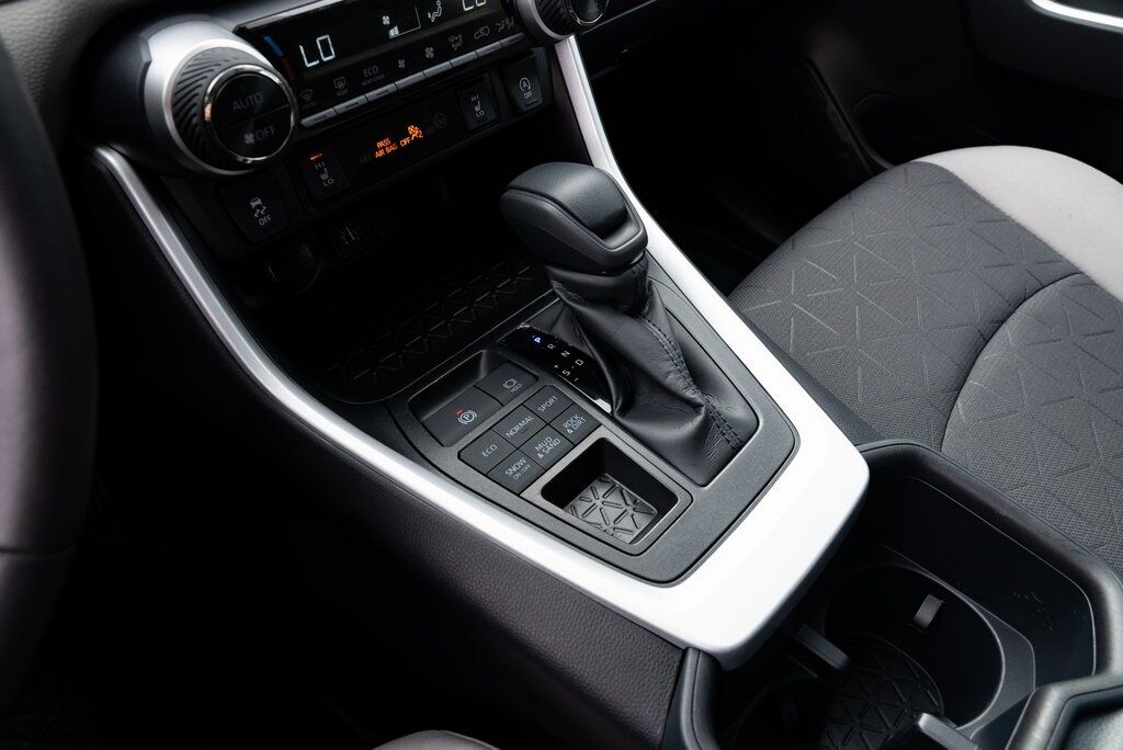 2025 Toyota RAV4 XLE Milwaukie OR