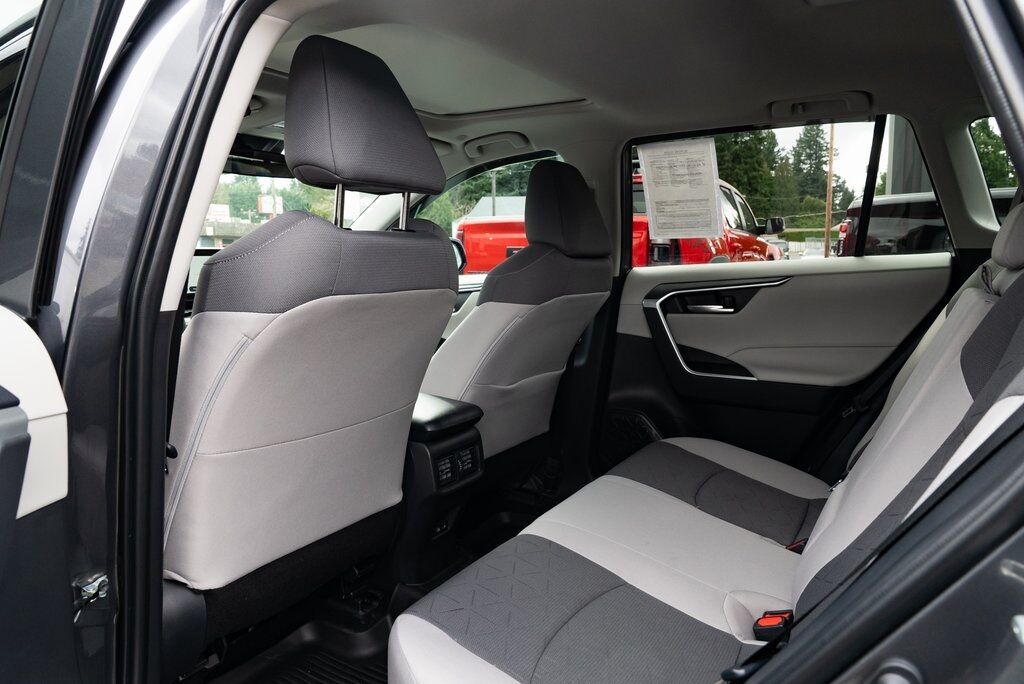 2025 Toyota RAV4 XLE Milwaukie OR