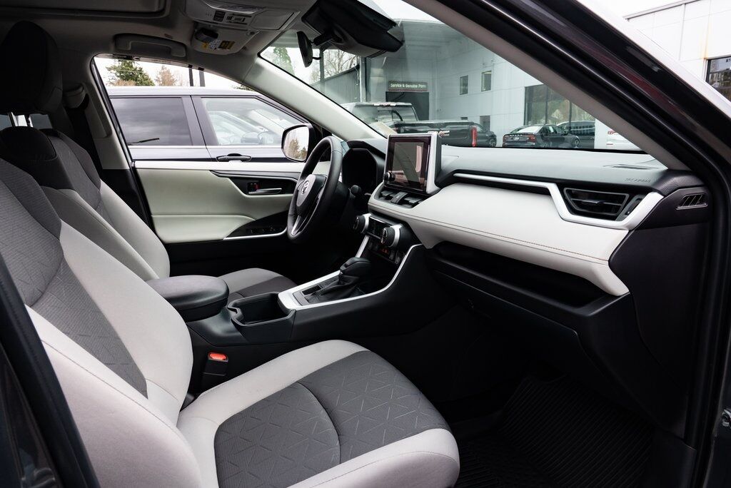 2025 Toyota RAV4 XLE Milwaukie OR