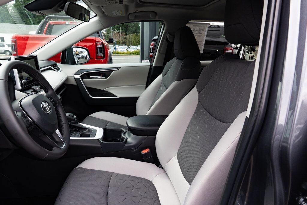 2025 Toyota RAV4 XLE Milwaukie OR