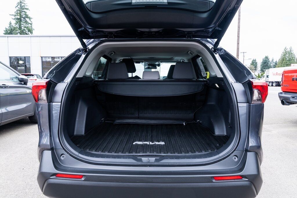 2025 Toyota RAV4 XLE Milwaukie OR