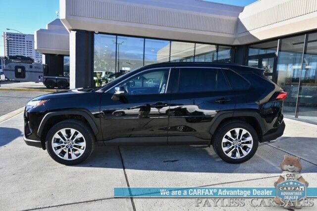 2025 Toyota RAV4 XLE Premium