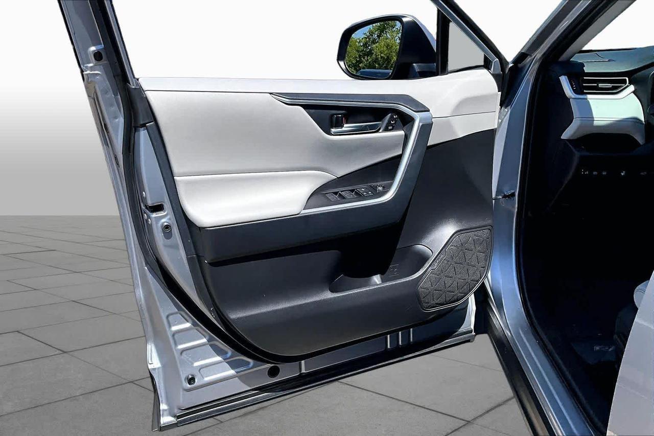 2025 Toyota RAV4 XLE Premium Folsom CA