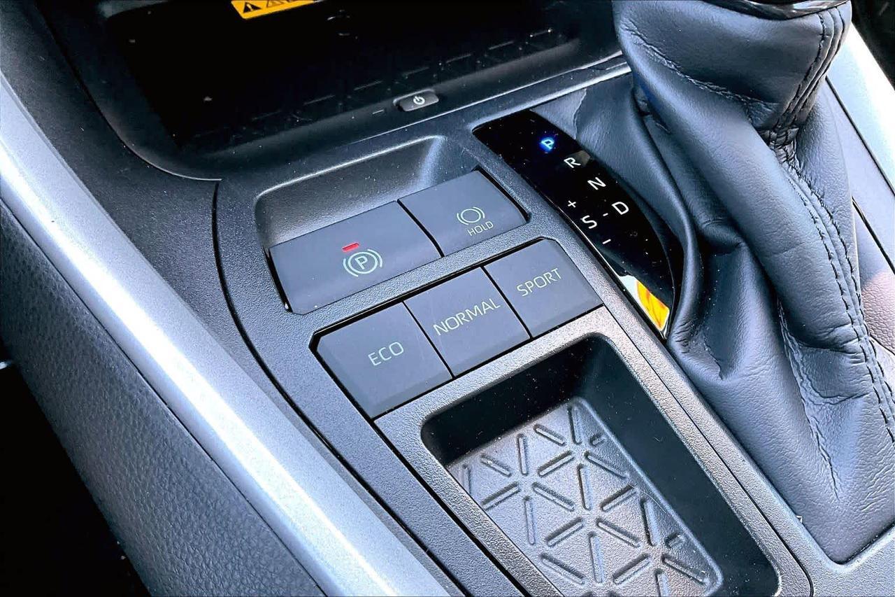2025 Toyota RAV4 XLE Premium Folsom CA