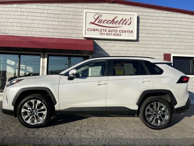 2025 Toyota RAV4 XLE Premium