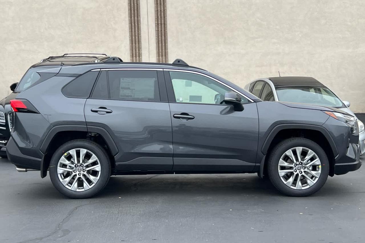 2025 Toyota RAV4 XLE Premium Roseville CA
