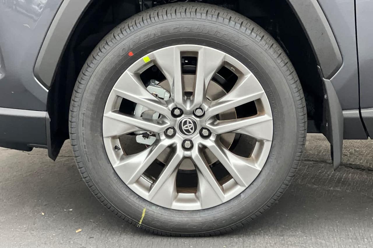 2025 Toyota RAV4 XLE Premium Roseville CA