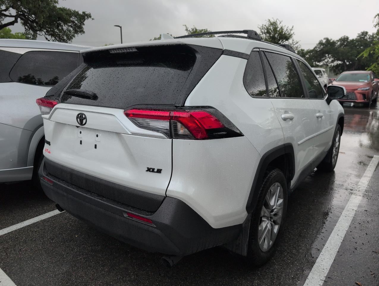 2025 Toyota RAV4 XLE Premium