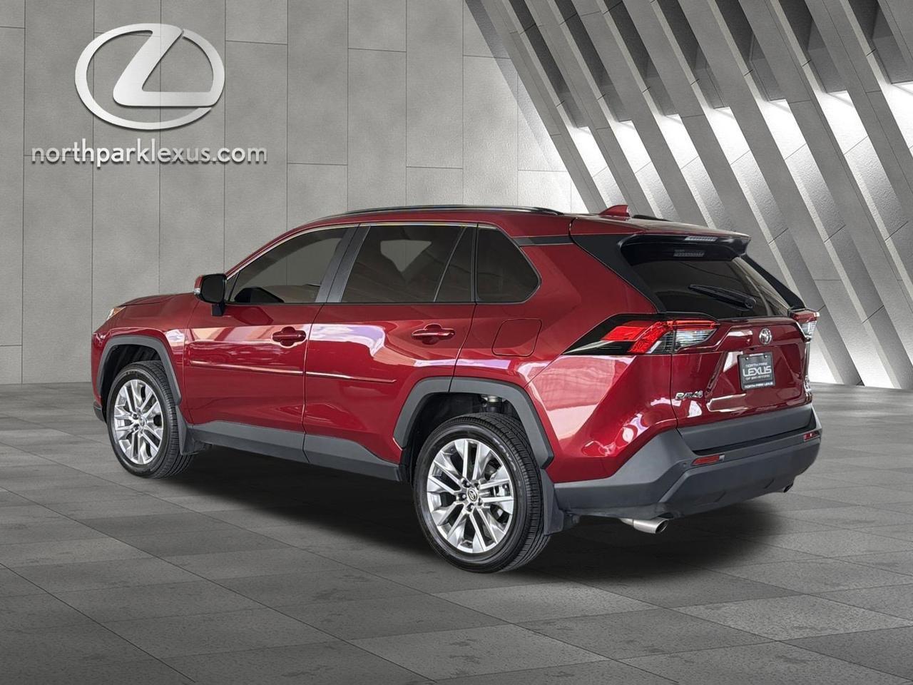 2025 Toyota RAV4 XLE Premium