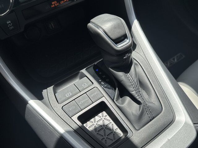 2025 Toyota RAV4 XLE Premium San Antonio TX