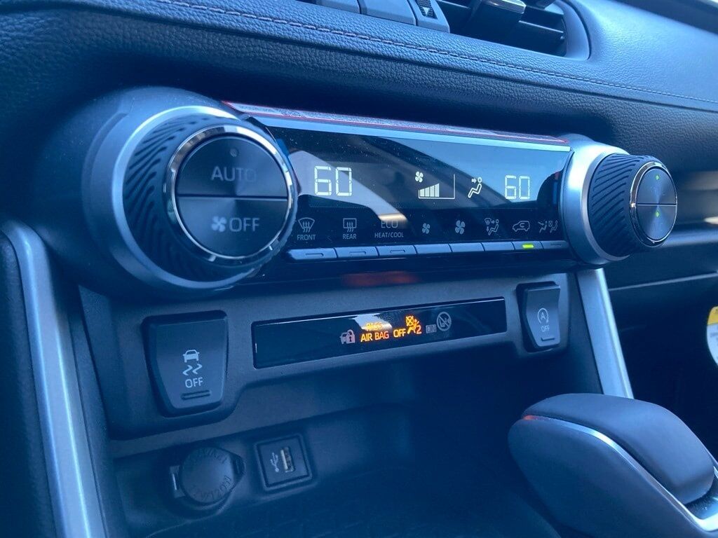 2025 Toyota RAV4 XLE Premium San Antonio TX