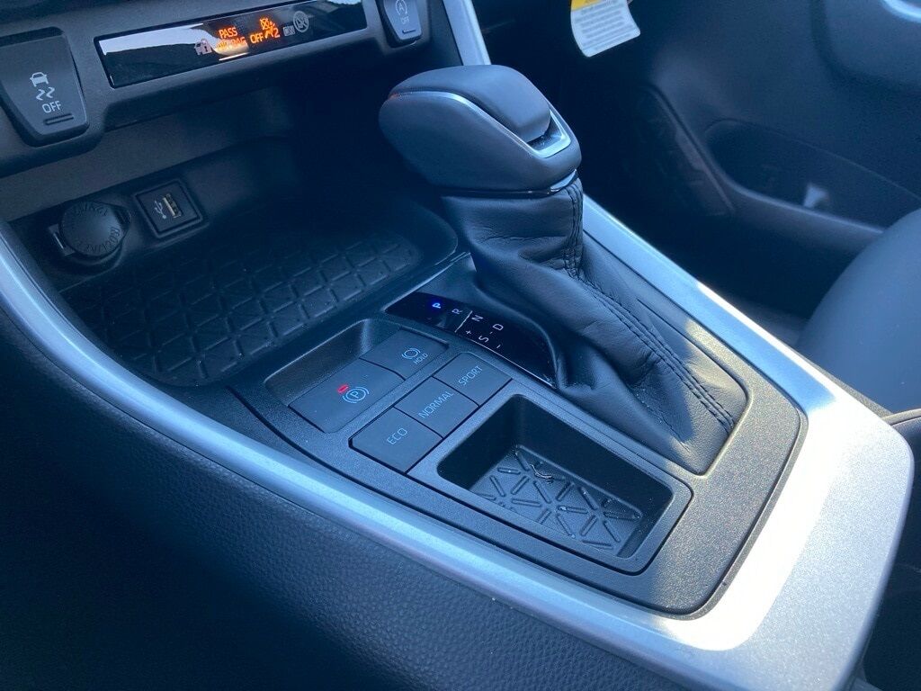 2025 Toyota RAV4 XLE Premium San Antonio TX