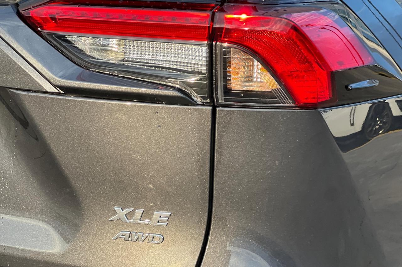 2025 Toyota RAV4 XLE Premium Ontario OR
