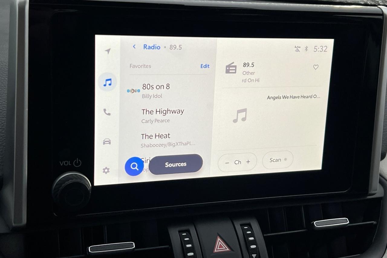 2025 Toyota RAV4 XLE Premium Ontario OR