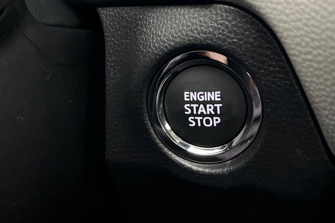 2025 Toyota RAV4 XLE Premium Ontario OR