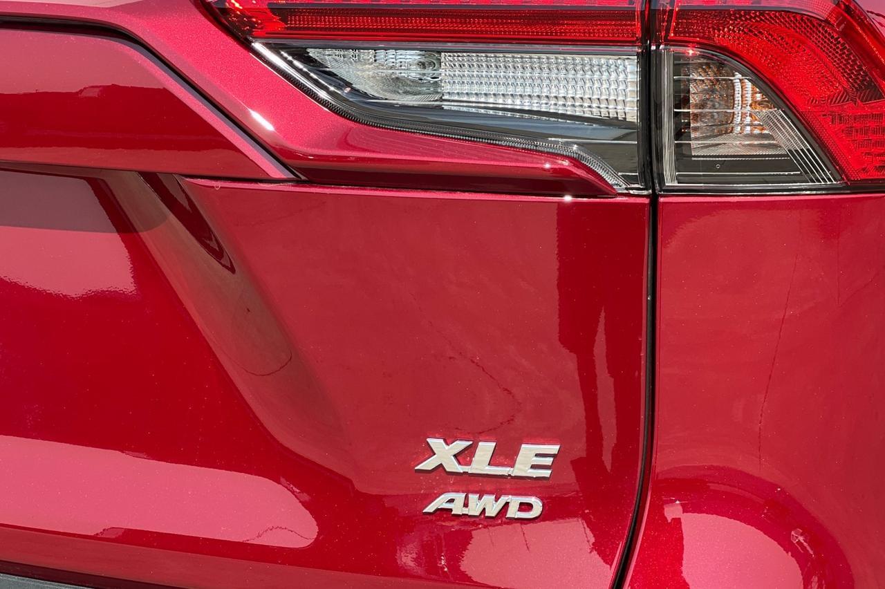 2025 Toyota RAV4 XLE Premium Ontario OR
