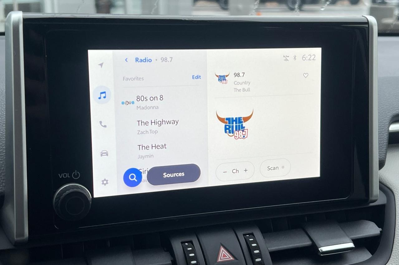 2025 Toyota RAV4 XLE Premium Ontario OR