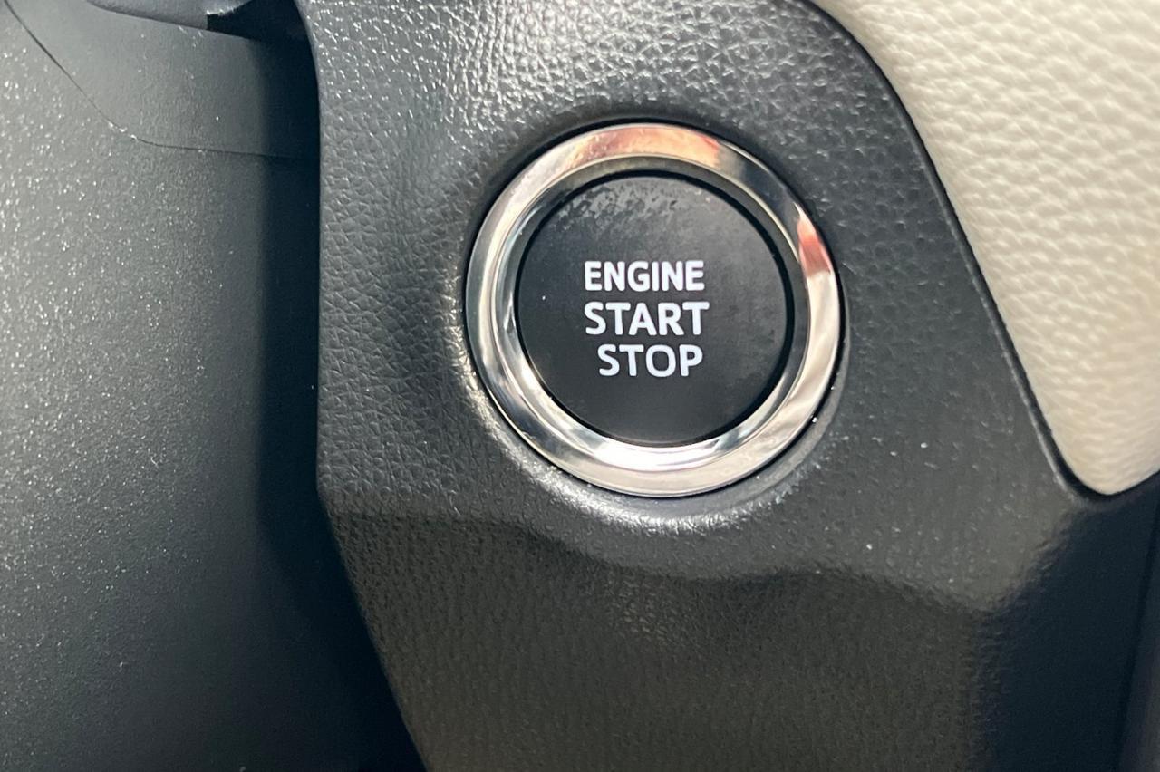 2025 Toyota RAV4 XLE Premium Ontario OR