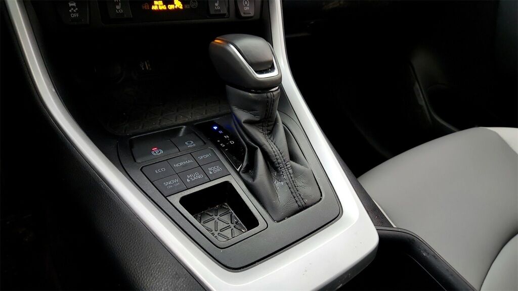 2025 Toyota RAV4 XLE Premium Laurel MD