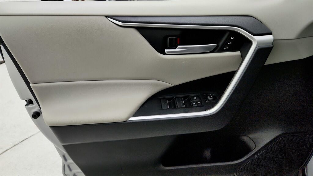 2025 Toyota RAV4 XLE Premium Laurel MD