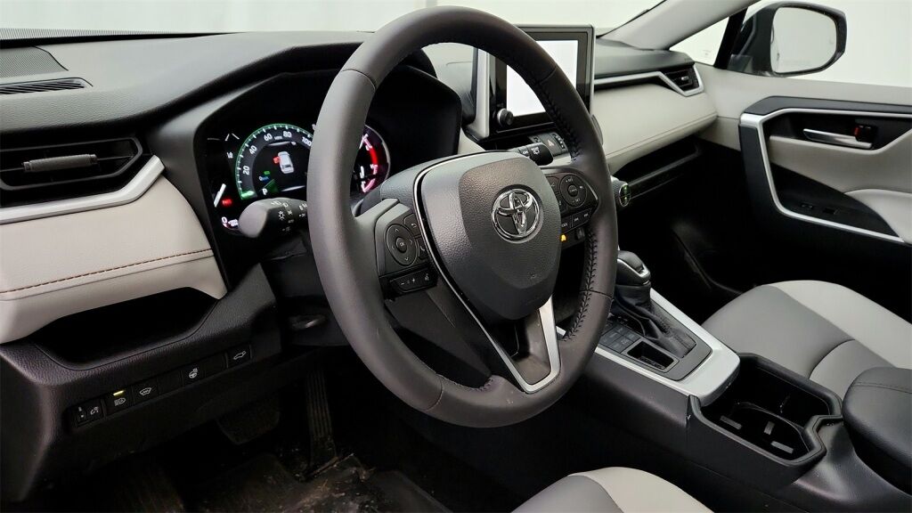 2025 Toyota RAV4 XLE Premium Laurel MD